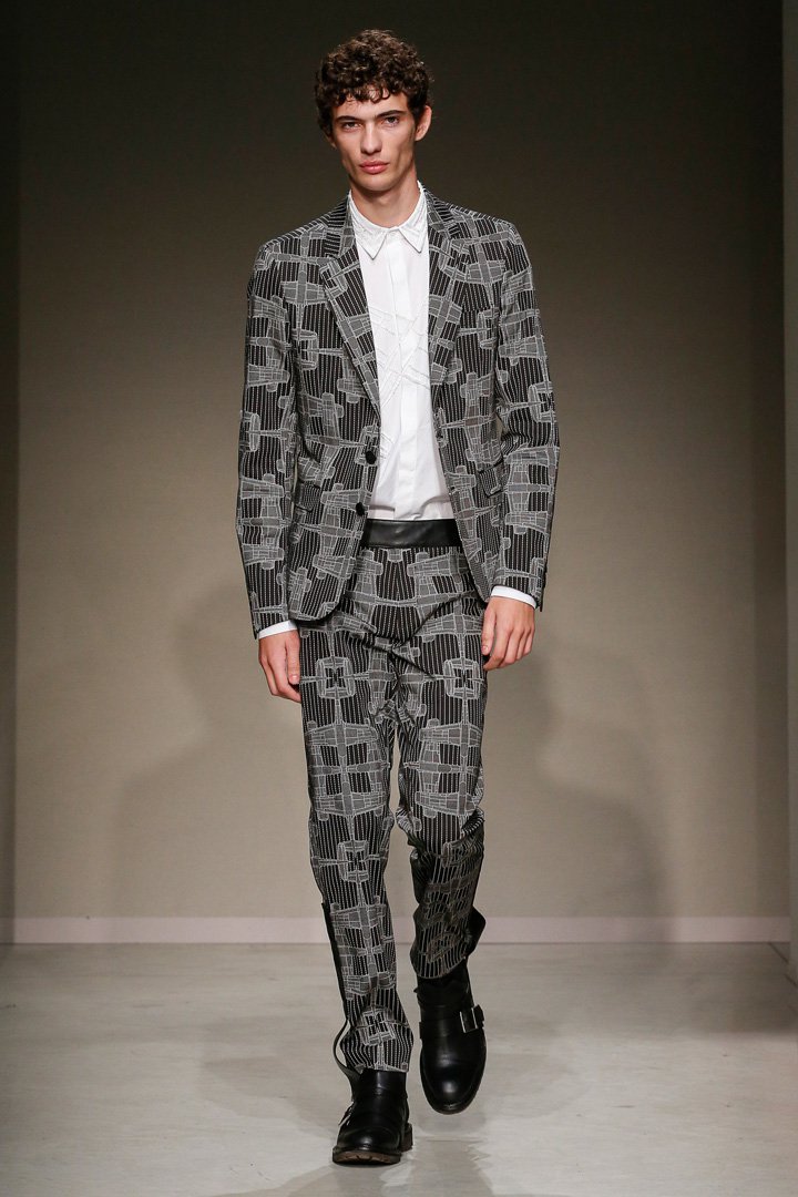 Trussardi 2024米兰时装周时装秀