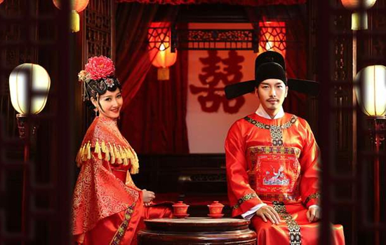 新婚之夜怎样入洞房 了解洞房注意事项
