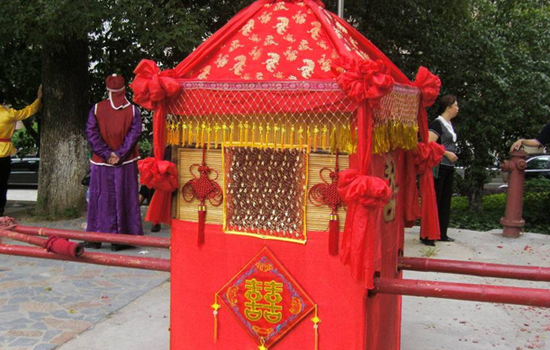 中式婚礼需要准备什么 盘点中式婚礼需要的道具