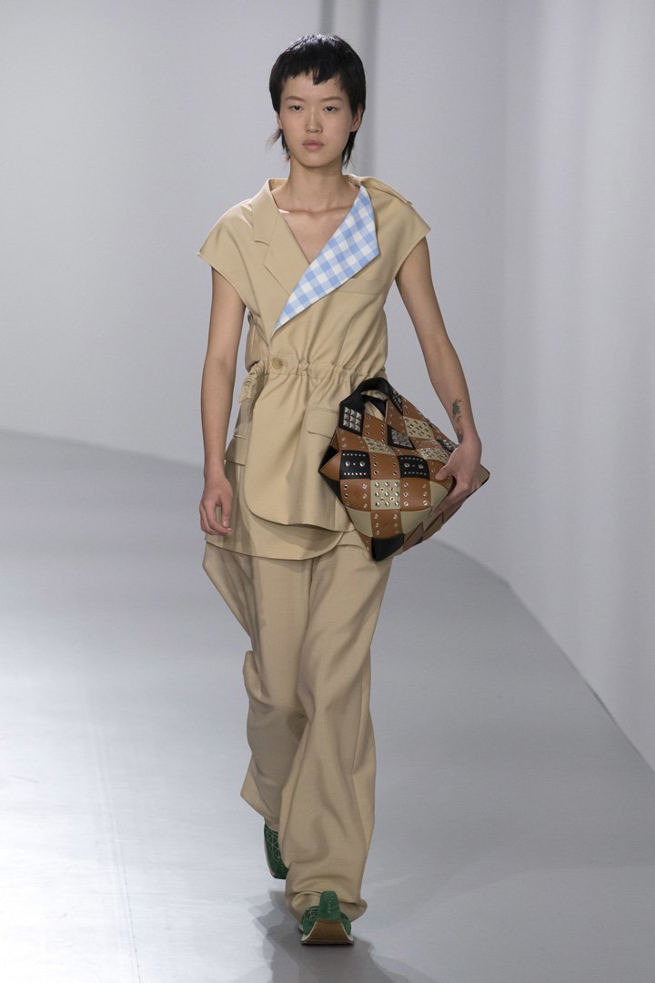 LOEWE（罗意威）201巴黎时装周女装秀