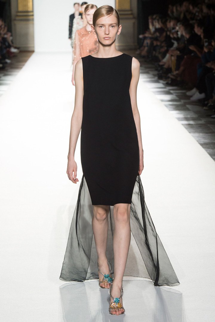 Dries Van Noten 2024巴黎时装周时装秀