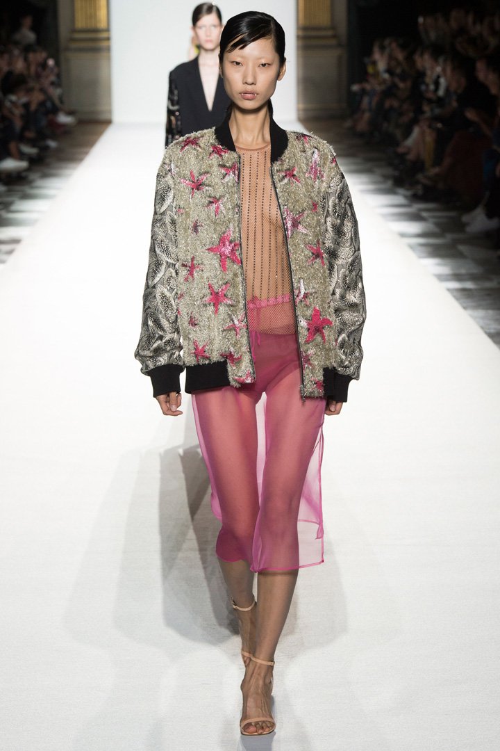 Dries Van Noten 2024巴黎时装周时装秀