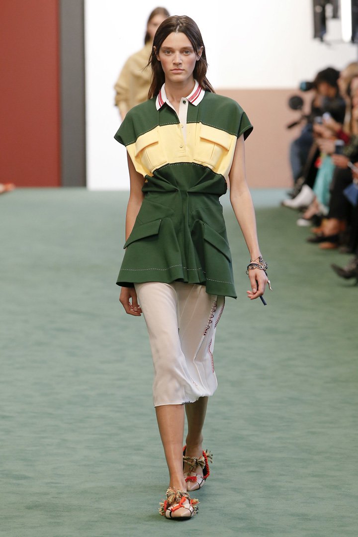 Carven（卡纷）2024巴黎时装周时装秀