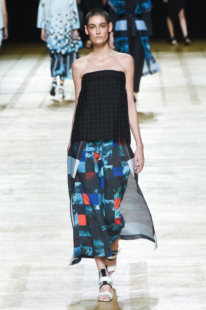 Issey Miyake（三宅一生）2024巴黎时装周时装秀