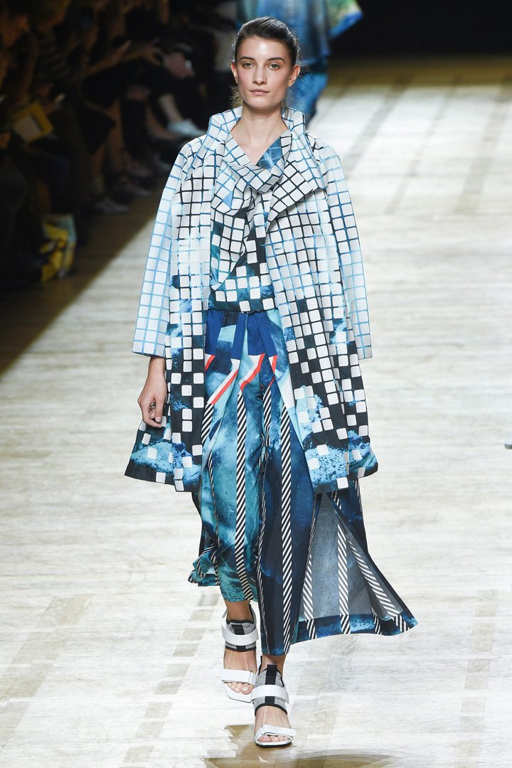 Issey Miyake（三宅一生）2024巴黎时装周时装秀