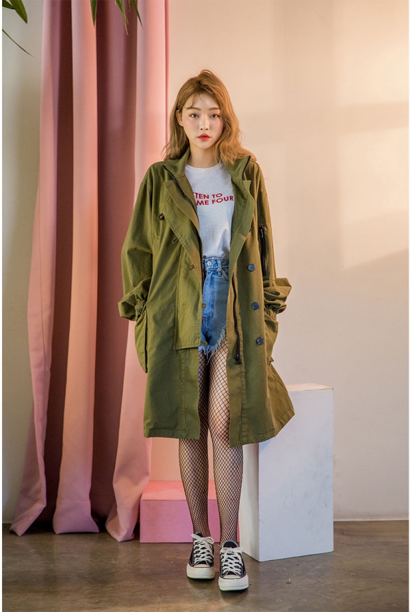 韩版长款外套怎么搭配 尽显知性女人味