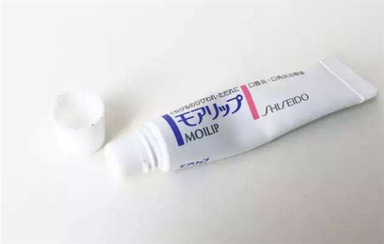 资生堂moilip唇膏成分 揭秘药用唇膏中是否含激素