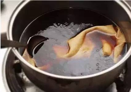 咖啡渣千万别倒 祛黑眼圈减肥塑身等皆不误