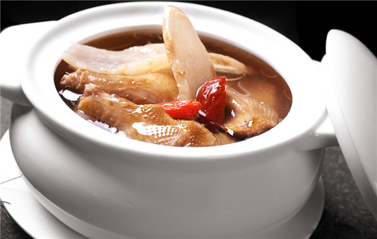 低血压老年人多吃什么 老人低血压的食疗原则