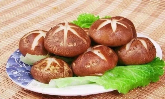 吃什么食物降压  餐桌上的10款“降压药”