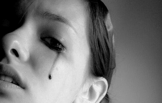 女生失恋会干什么 女生失恋常干的7件傻事