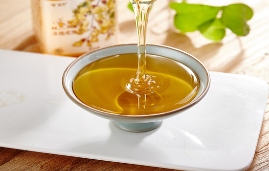 橄榄油可以直接擦脸吗 教你正确使用橄榄油擦脸