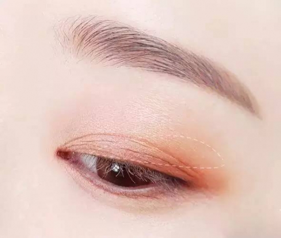 妆容教程 这两款妆容听说是2024最火热的喔
