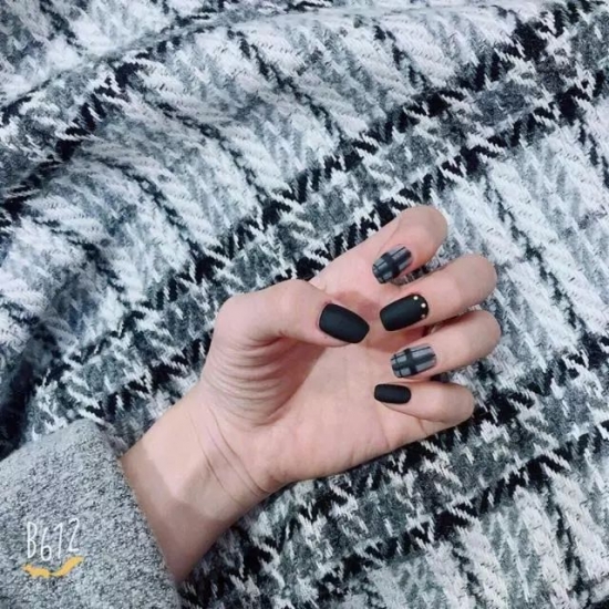 秋冬美甲款式 秋冬美甲颜色尽在这里