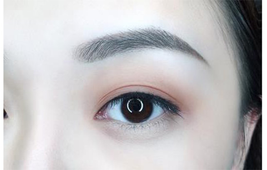 枫叶妆图片 秋冬日常枫叶眼妆教程