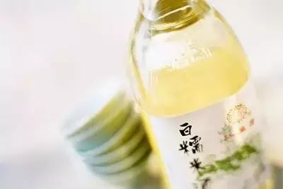 60岁都不长皱纹 原来是洗脸的时候加了这个