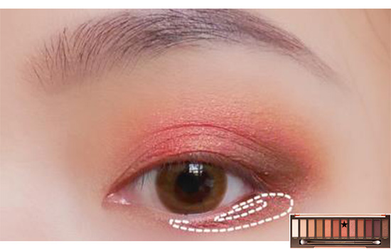Urban decay heat眼影 HEAT盘眼妆教程