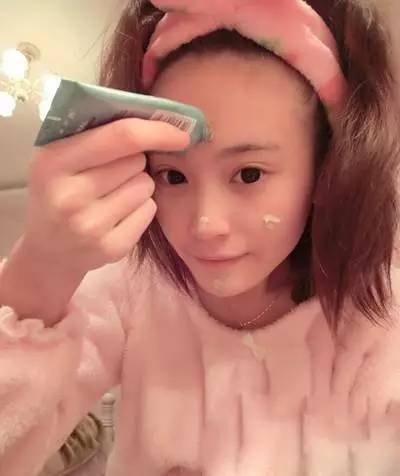 怎么样化妆好看又自然 教你画出好看的日常妆