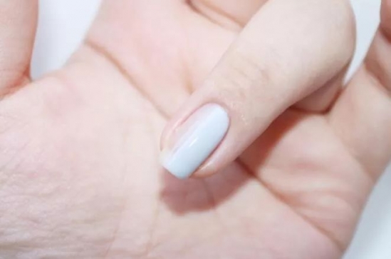 贴纸美甲怎么做 星空diy贴纸美甲