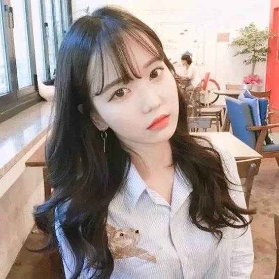职场女生应该弄什么样的发型 让你美丽又知性