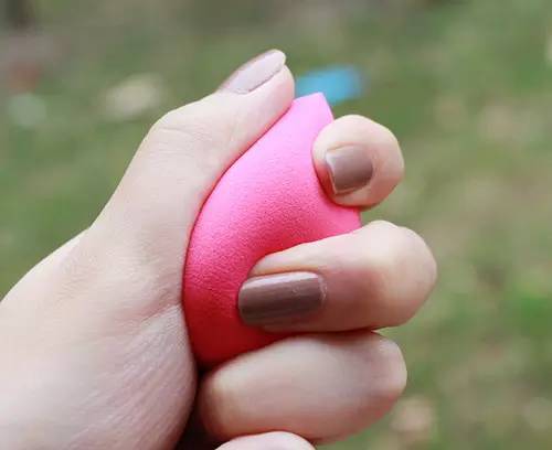 美妆蛋使用方法 教你如何正确的使用美妆蛋