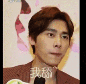 嘴唇干裂脱皮怎么办  哪个男神会愿意壁咚嘴唇起皮的你呢