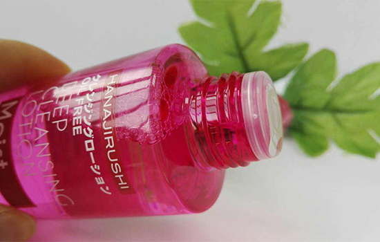 花印卸妆水怎么用 六步还你干净清爽肌