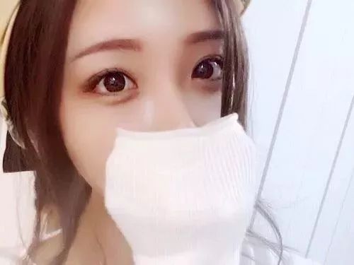 眼霜哪个牌子好    你的黑眼圈都出来了鱼尾纹还会远吗