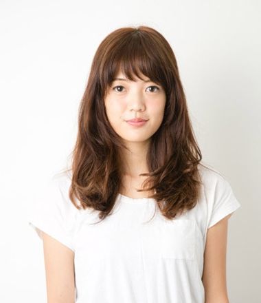 学生怎么扎马尾好看 活力高马尾很有青春感