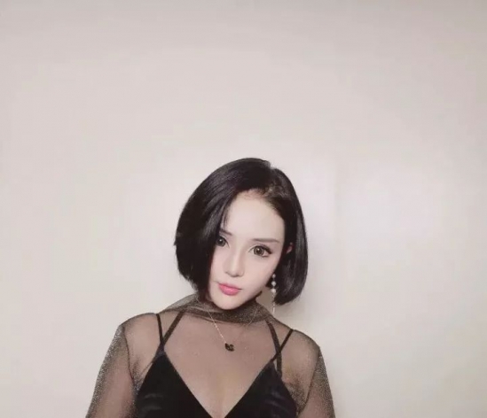 超显气质的女生发型 让你在整个冬季气质非凡