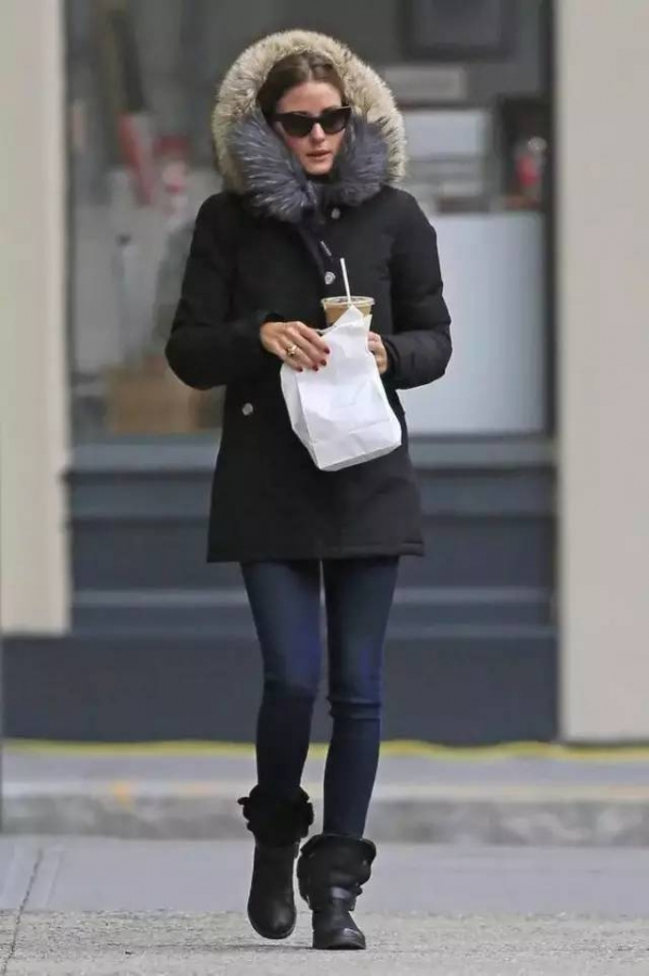 派克大衣穿衣搭配  冬天想要告别臃肿一件派克大衣足以