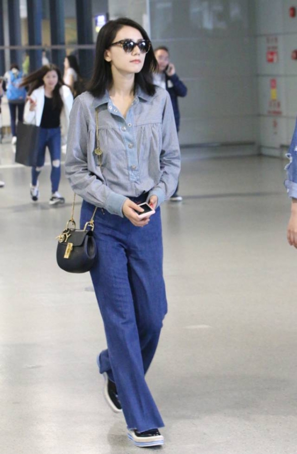 阔脚裤配什么平底鞋 阔脚裤与平底鞋的搭配方法