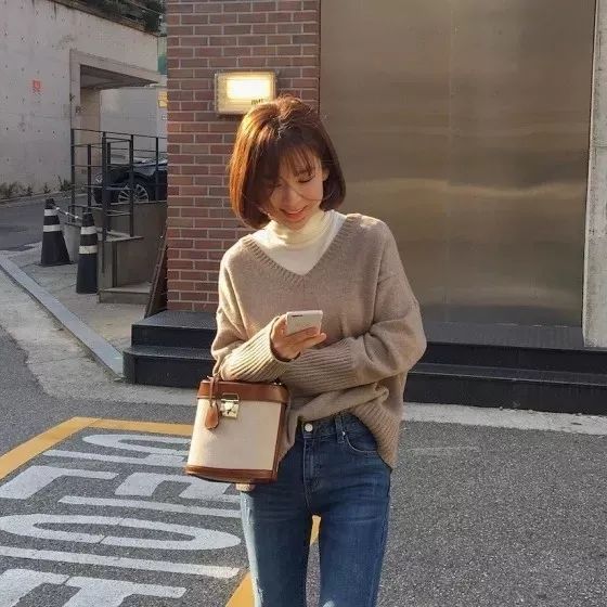 短发女生冬天穿衣搭配 这么穿才时髦