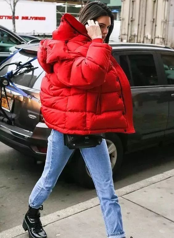 冬季怎么穿显瘦   教你这样穿再厚重的冬衣也不能阻挡你的美