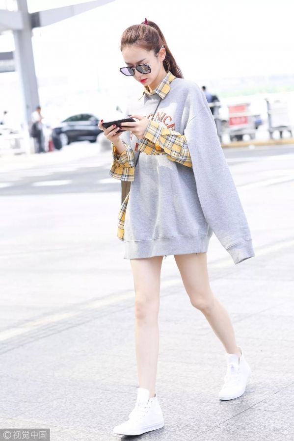 叠穿衣服搭配   秋冬学会叠穿你就能美出新层次哦