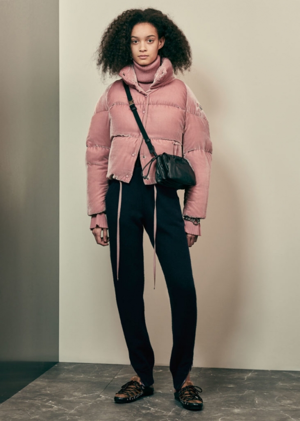 Moncler是什么牌子 来自法国的「羽绒之王」