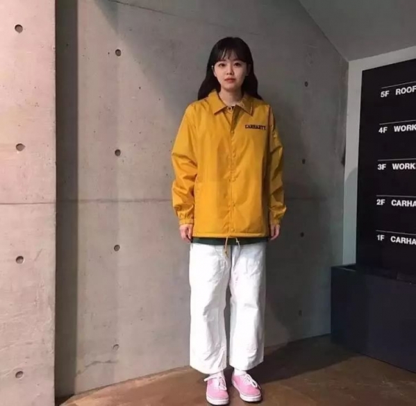 教练夹克搭配  教练夹克怎么搭配