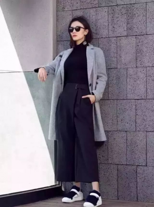 阔腿裤秋冬搭配  穿上阔腿裤的你气场二米八哦