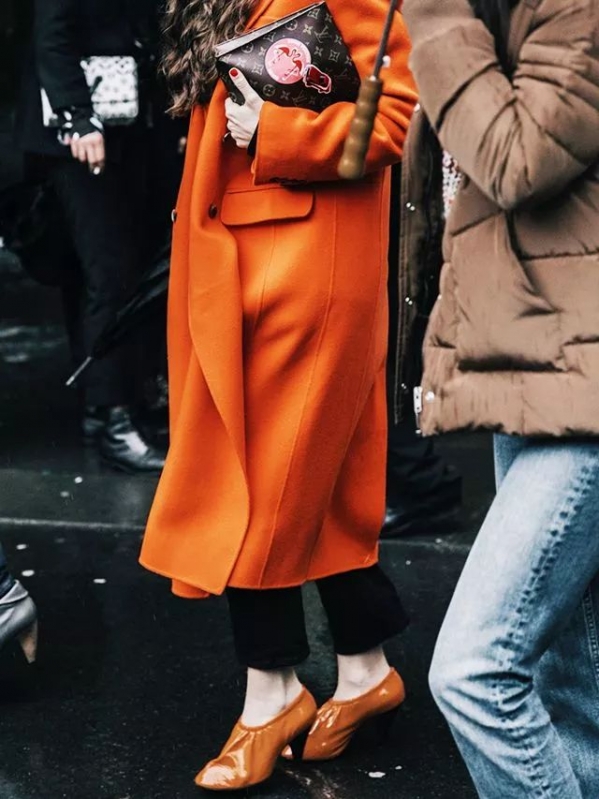 冬季穿什么颜色的衣服   有些颜色实在不适合冬季穿你还不知道吗