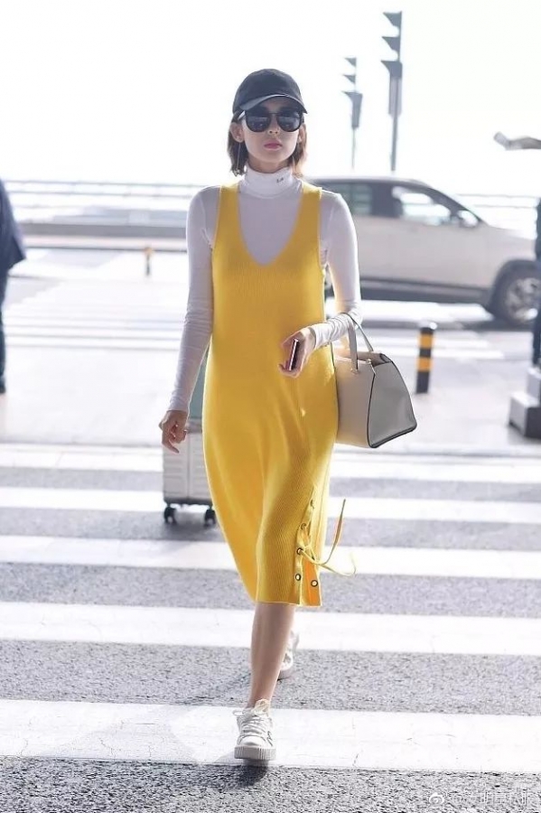 叠穿衣服搭配   秋冬学会叠穿你就能美出新层次哦