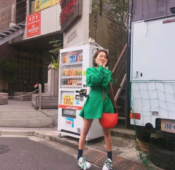 短发女生穿搭图集 短发女生花式穿搭风格图集