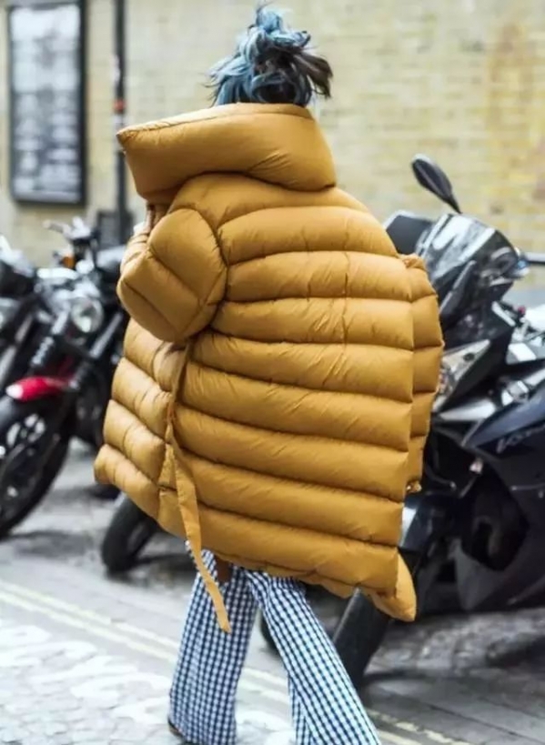 小个子羽绒服怎么穿 这样既不臃肿还显高