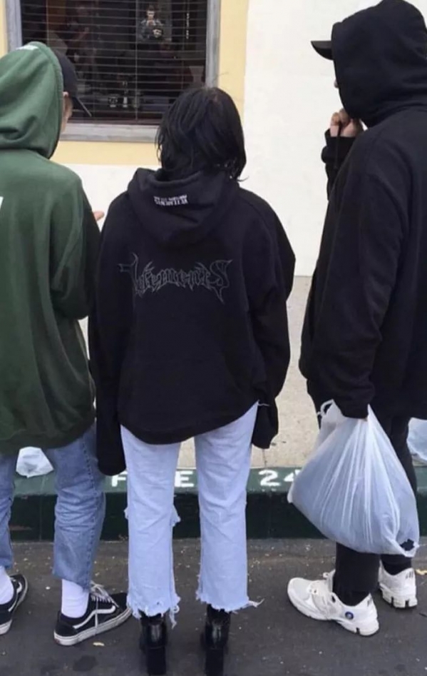 今年最流行的牛仔裤   牛仔裤怎么搭配