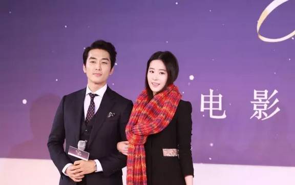 冬天围巾如何搭配发型 3种时髦大招搞定