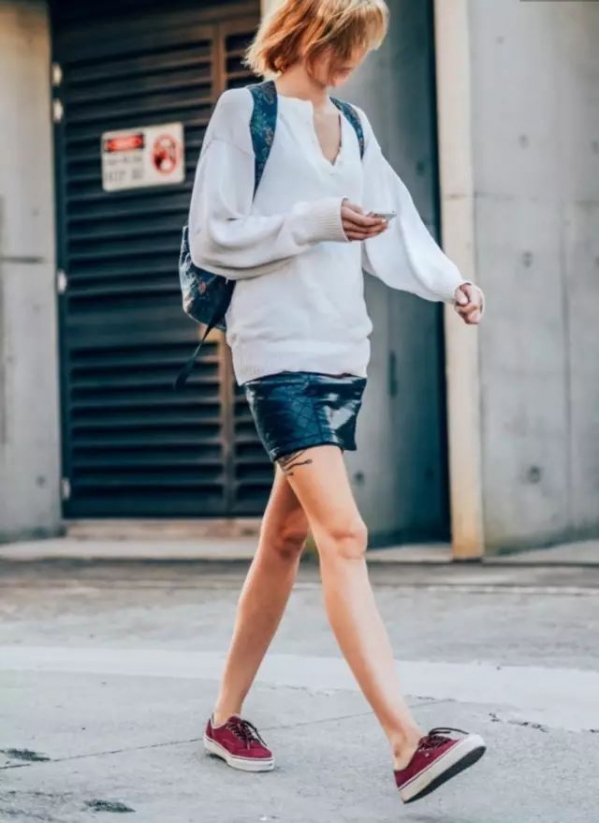 针织毛衣搭配   你就缺这么一件有女人味的针织毛衣呢