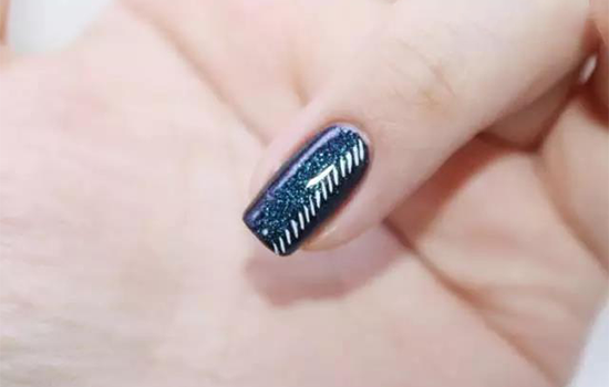 随性格纹美甲教程 温暖格纹中性风