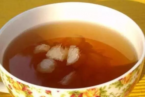 生姜美白祛斑的方法 敷一片生姜5分钟祛斑美白