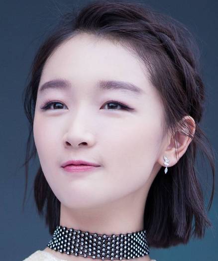 眼影的画法步骤图 眼影的配色及妆容款式流行推荐