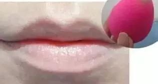唇妆怎么画    这几大类型的唇妆是你一定得学会的哦