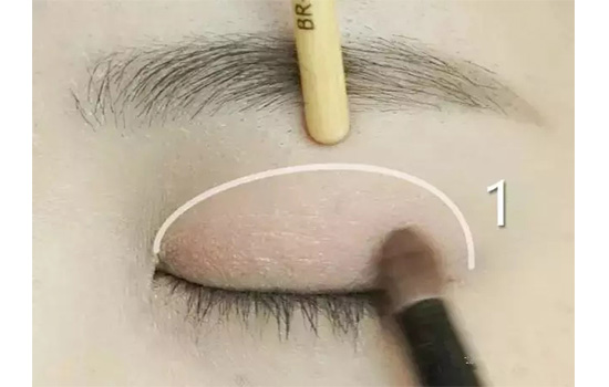眼影怎么画 三种常见眼妆教程